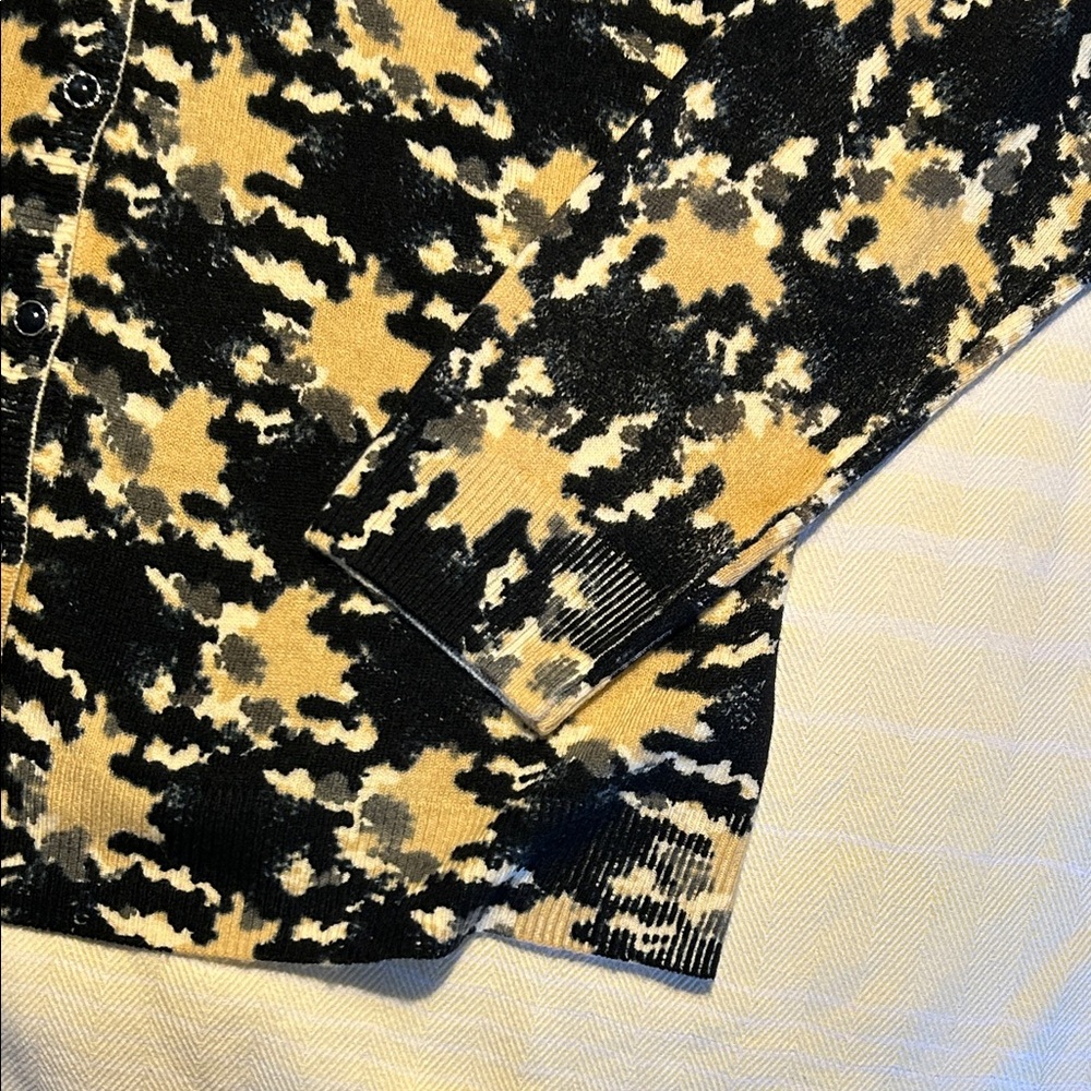 Designers Originals Vintage Cream/Black Patterned Button-Front Cardigan size L - Picture 4 of 5